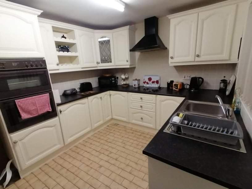 Comfy Quiet Town House Strabane Exterior foto